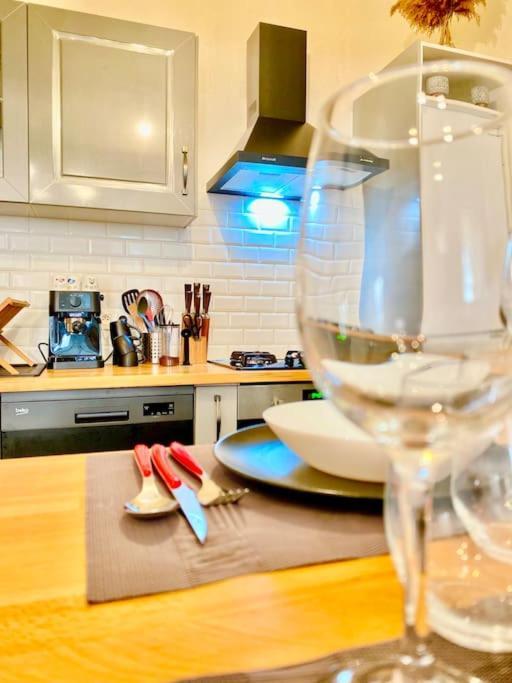 Le Jardin Secret De Nady Apartment การ์กาซอน ภายนอก รูปภาพ